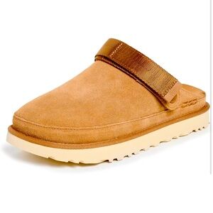 Women’s Ugg Goldenstar Clog size 9